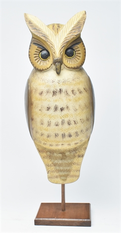 Great horned owl carving, Jim Brockman, Pungo, Virginia